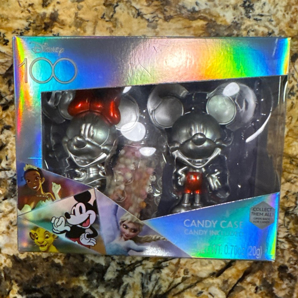 New Disney  100 Collectors Mickey and Minnie Candy Holders with Hard Candies